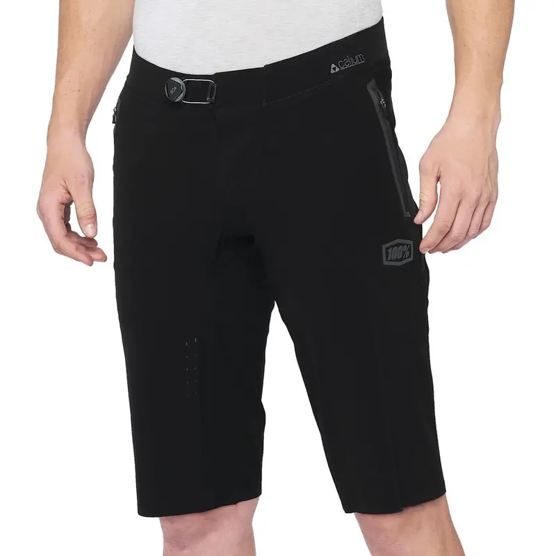 100% Celium Short - Black 1