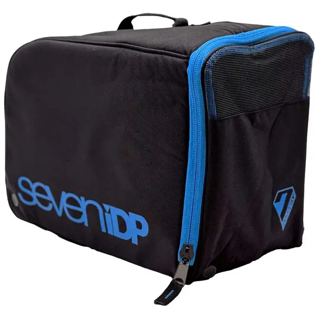 7 Idp Padded Helmet Bag 2