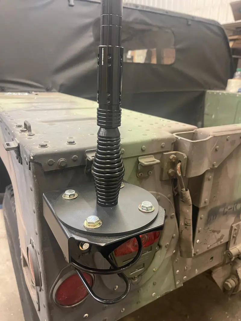 Antenna Kit - Unlighted - Base And Mounting Bracket Kit Not Oem Fits Humvee 1