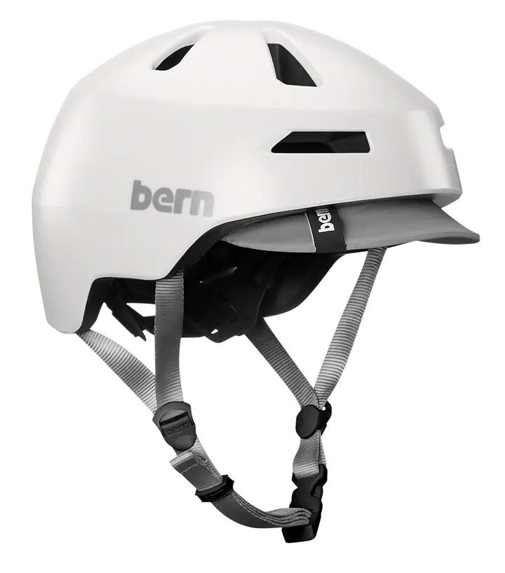 Bern Brentwood 2.0 Helmet With Visor - Satin White 1