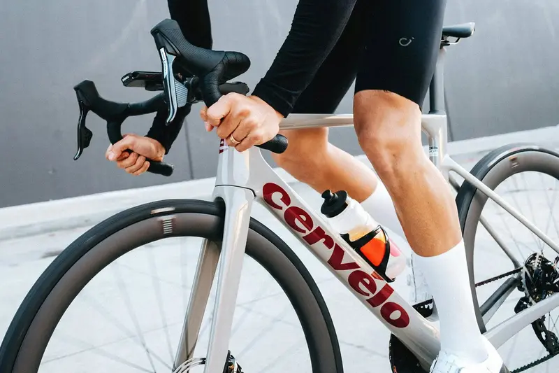 Cervelo Soloist 700C - 105 Race - Dried Amaranth 2