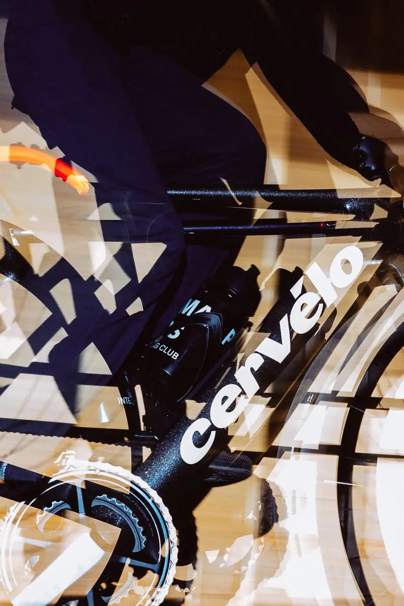 Cervelo Soloist 700C Road Bike - 105 Di2 - Embers 2