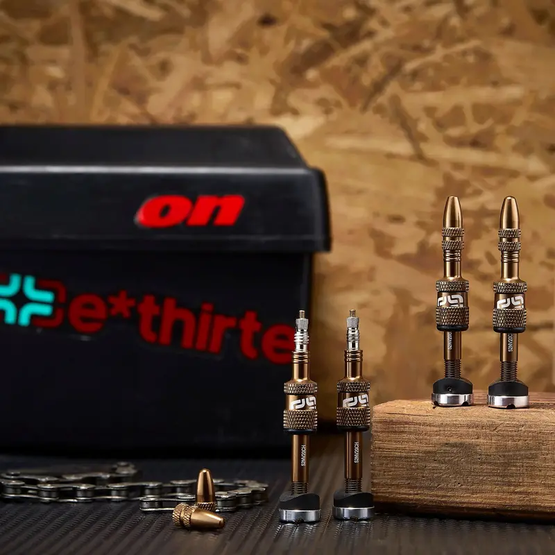 E Thirteen Schrader Quickfill Tubeless Valves Gen2 - 23-31Mm Depth - Bronze 2