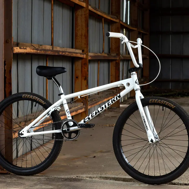 Eastern Commando Ltd 24" Cruiser - White 2
