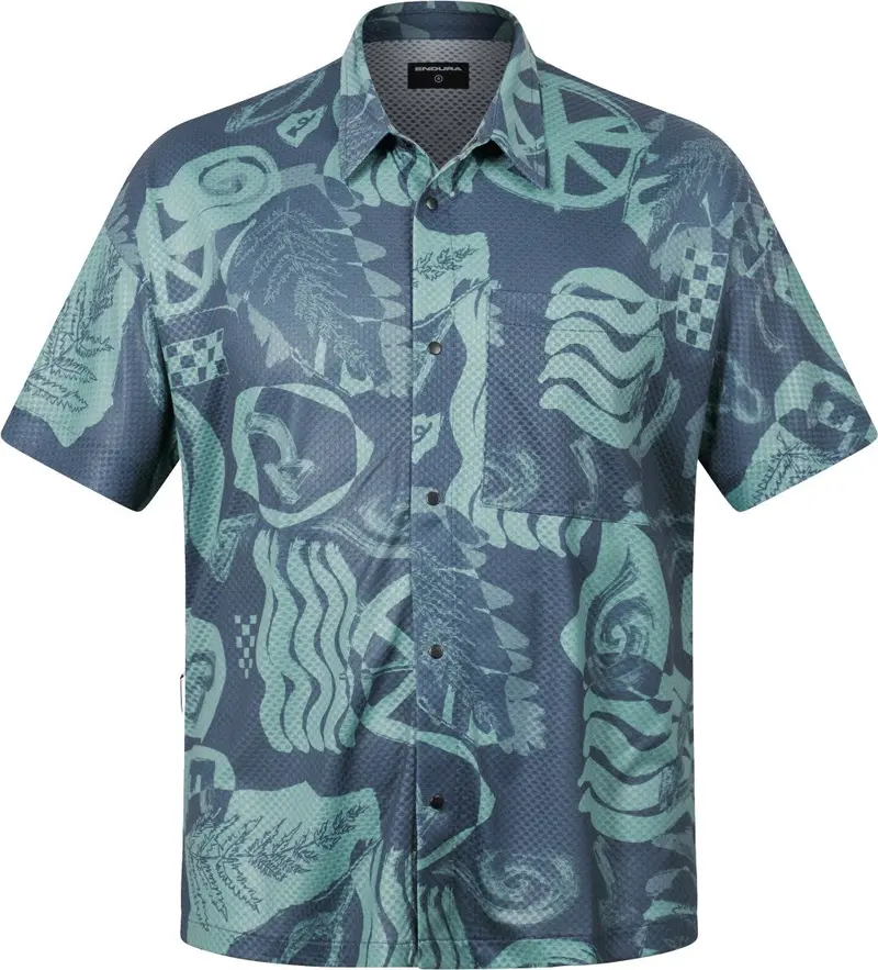 Endura Alltrack Ride Short Sleeve Resort Shirt - Carbon Grey 1