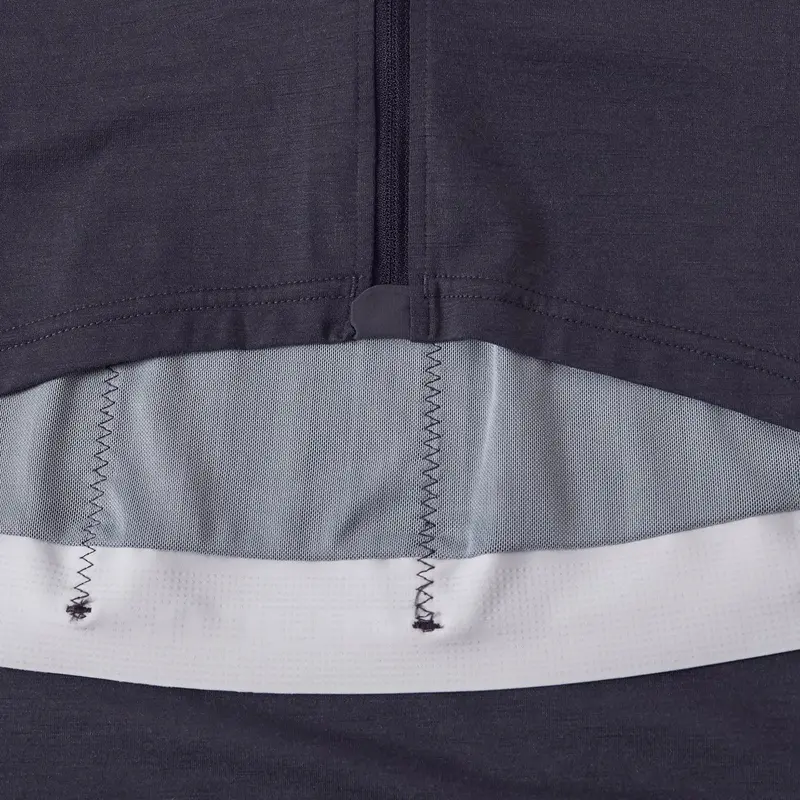 Endura Alltrack Ride Short Sleeve Road Jersey - Carbon Grey 4
