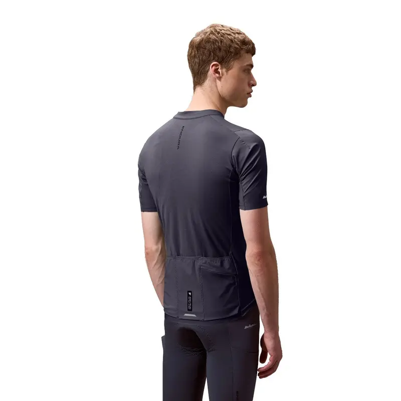 Endura Alltrack Ride Short Sleeve Road Jersey - Carbon Grey 6