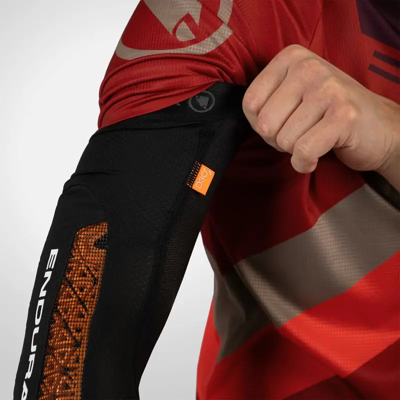 Endura Mt500 D3o Ghost Elbow Pad - Black 3