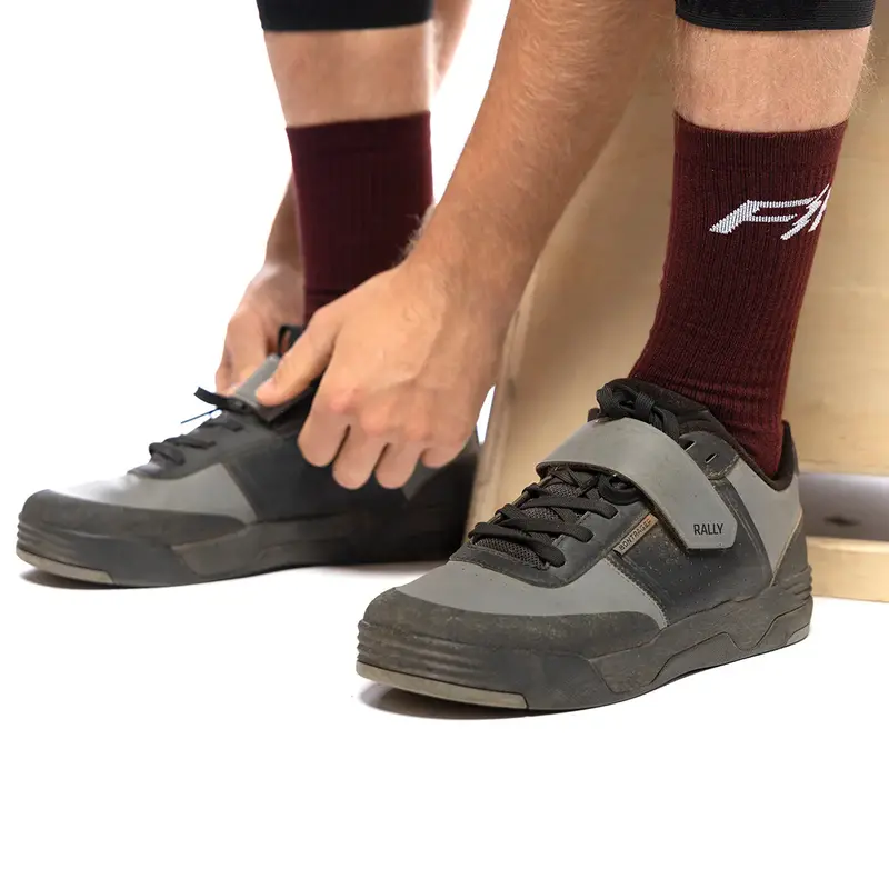 Fasthouse Outland Sock - Heather Maroon 2