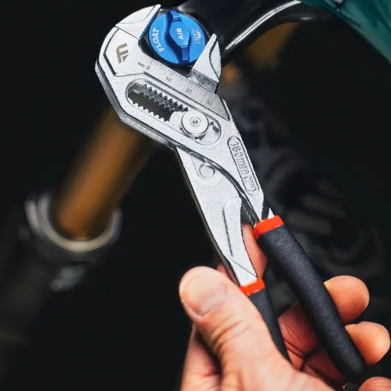 Feedback Adjustable Pliers Wrench 2