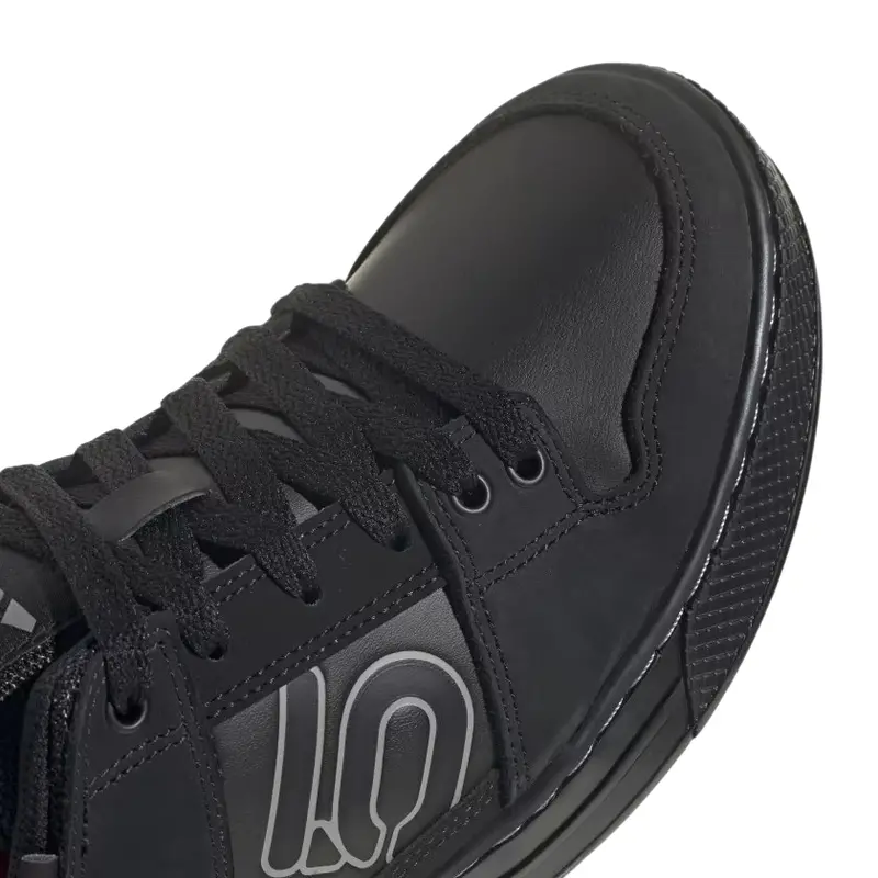 Five Ten Freerider Dlx Flat Pedal Shoe - Core Black-Core Black-Gray Three 8