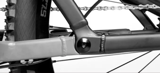 Fuji M-Link Chainstay Pivot Bolt 1