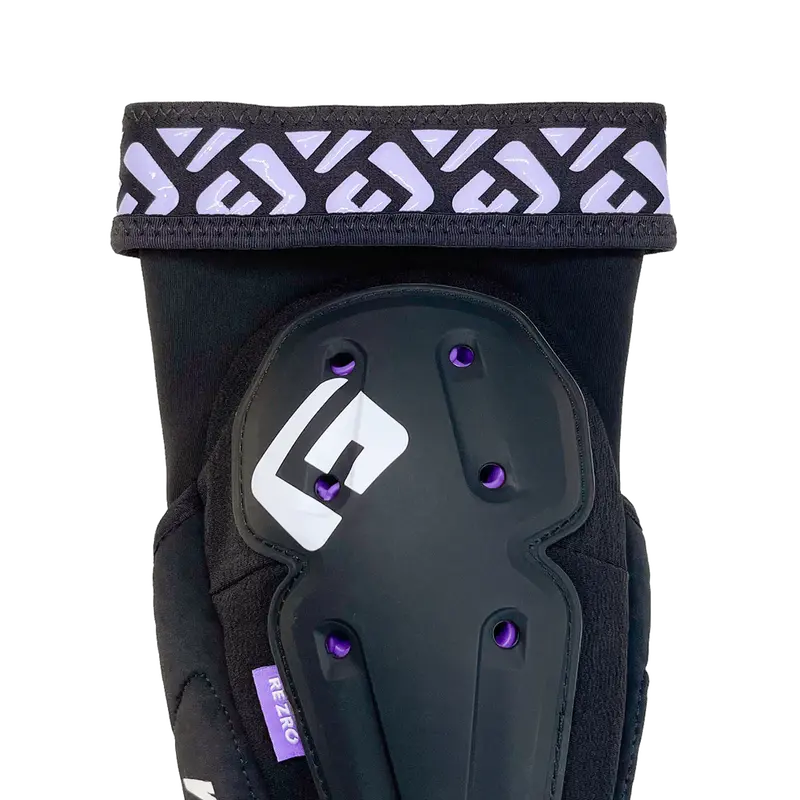 G-Form Mesa Knee Guard - Black 2
