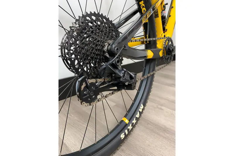 Kona Hei Hei Cr/Dl 29 - Gloss Yellow - Large - 2018 - Demo 2