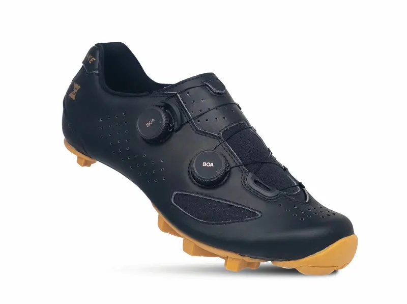 Lake Mx239 Gravel Shoe - Wide - Black-Gold 2