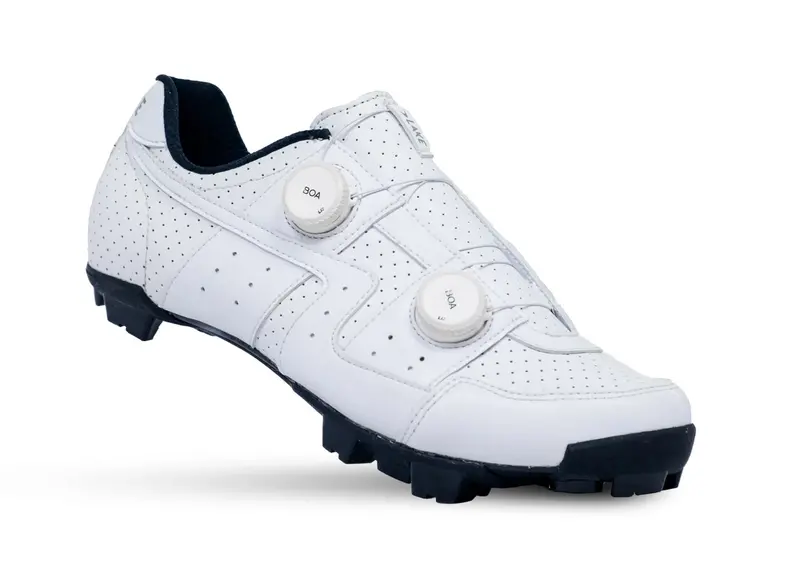 Lake Mx30g Gravel Shoe - White Clarino 2