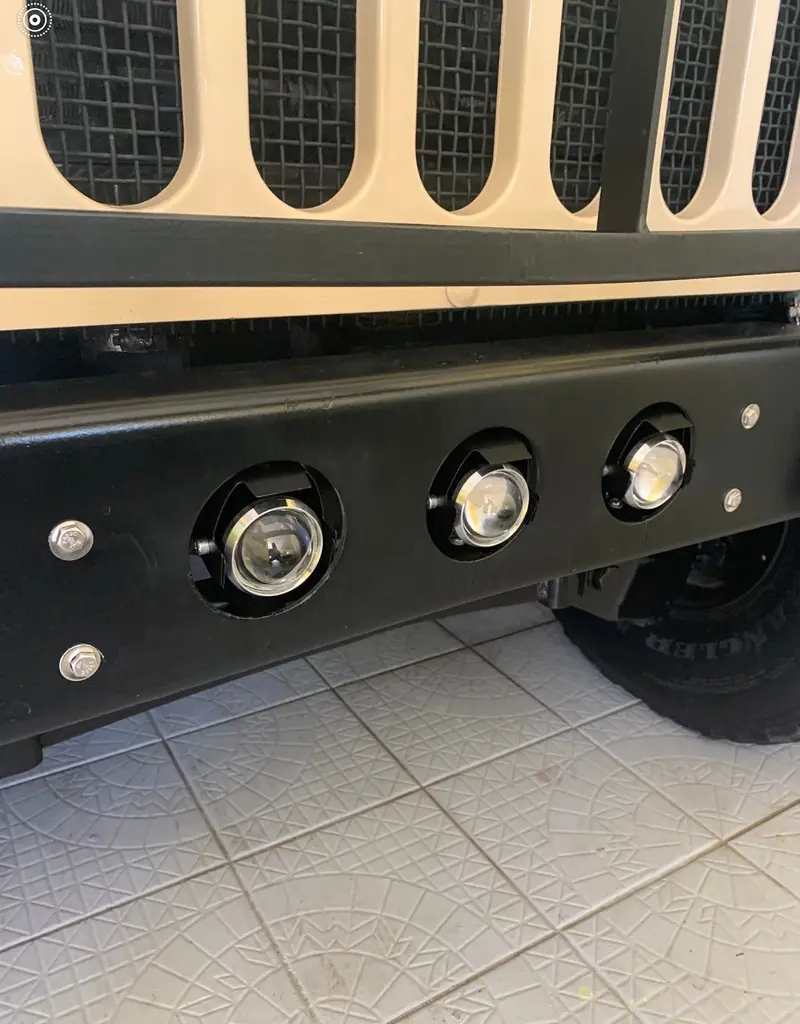 Light Bar 24V Blazer  100 Watts - White U5 Lights - No Drill Install -Military White Triple Light Bar, Fits Humvee 1