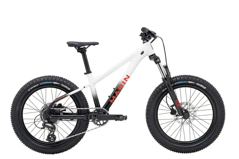 Marin San Quentin 20 - White-Black 1