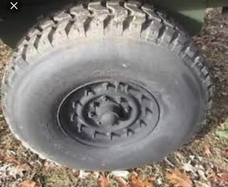 Mounted Spare Tire (1 Tire) - 90% - 100% Tread - Goodyear And Bfg Radial 37" Fits Humvee M998 Hmmwv 1