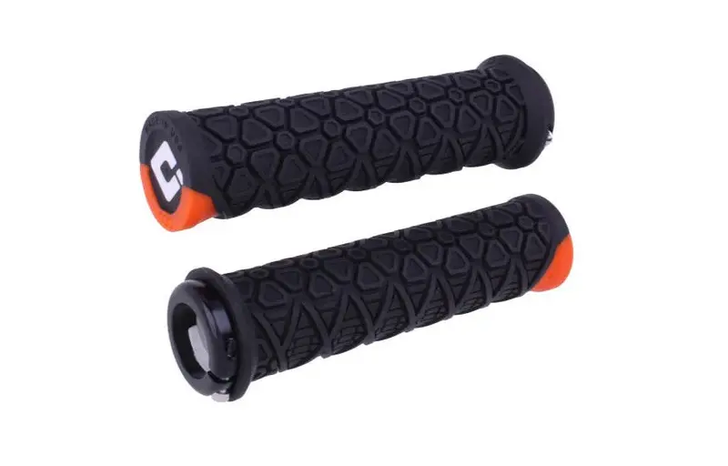 Odi Vanquish D30 Mtb Grip - Black 1
