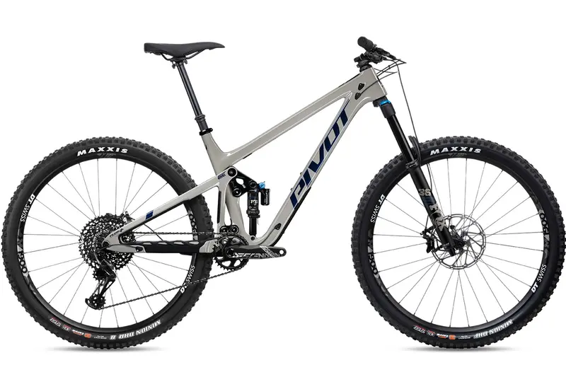 Pivot Switchblade 29 - Race X01 - Mojave - 2022 1