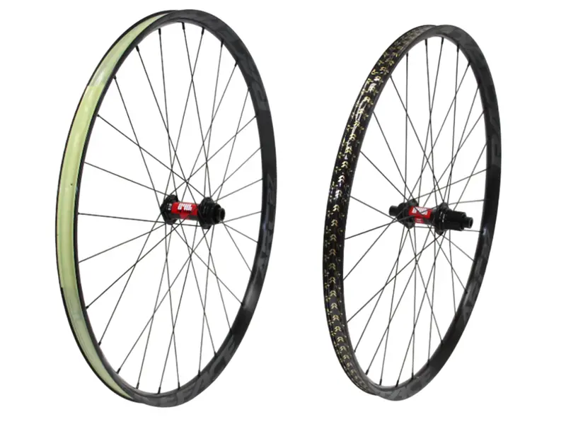 Race Face Arc Offset 27/Dt240 29 Custom Mtb Wheelset - Centerlock - Oe 1