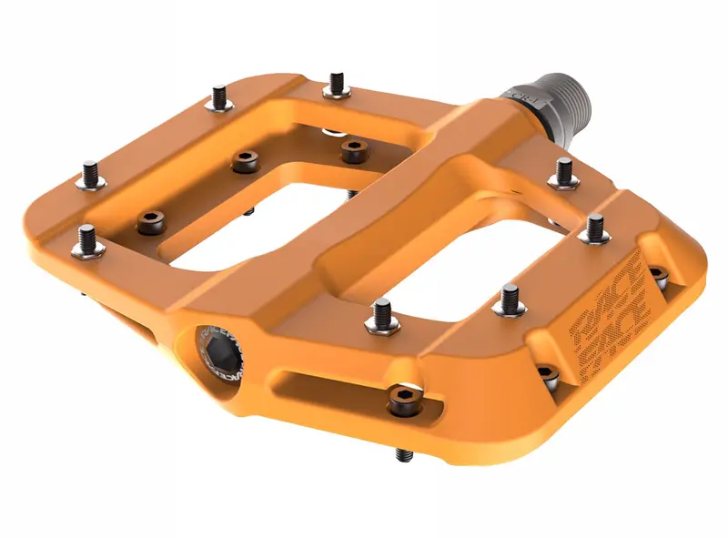 Race Face Chester Composite Flat Pedals - Orange 1