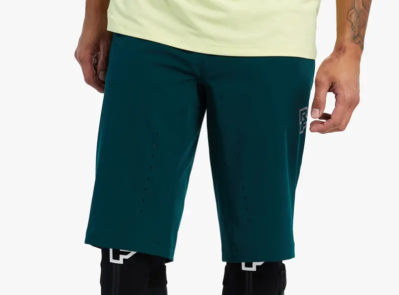 Race Face Traverse Mtb Short - Pine 1