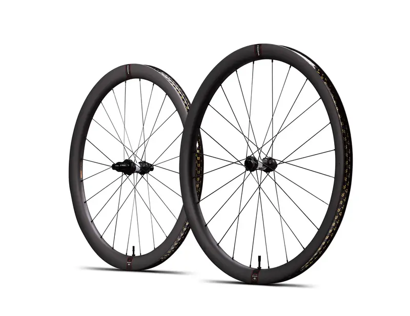 Reserve Wheels 40/44 Dt180 700C Carbon Gravel Wheelset 1