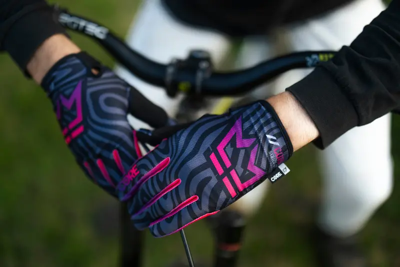 Royal Core Mtb Glove - Flow Pink 4