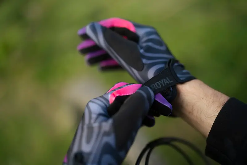 Royal Core Mtb Glove - Flow Pink 5