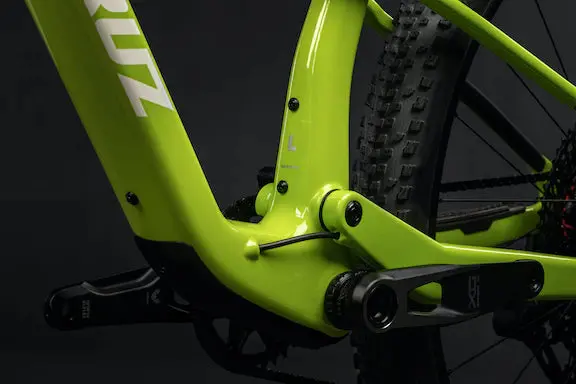 Santa Cruz Blur Carbon Tr 29 - R Kit - Gloss Spring Green - 2024 3