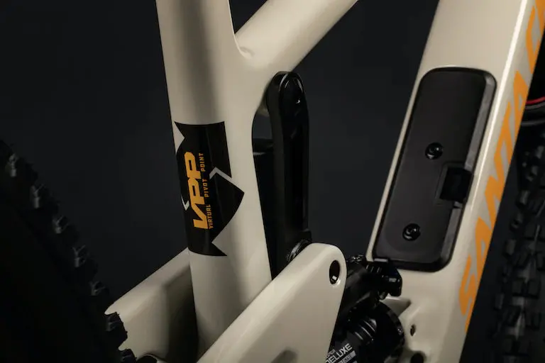 Santa Cruz Bronson Carbon Mx - S Kit - Gloss Chalk White - 2024 4