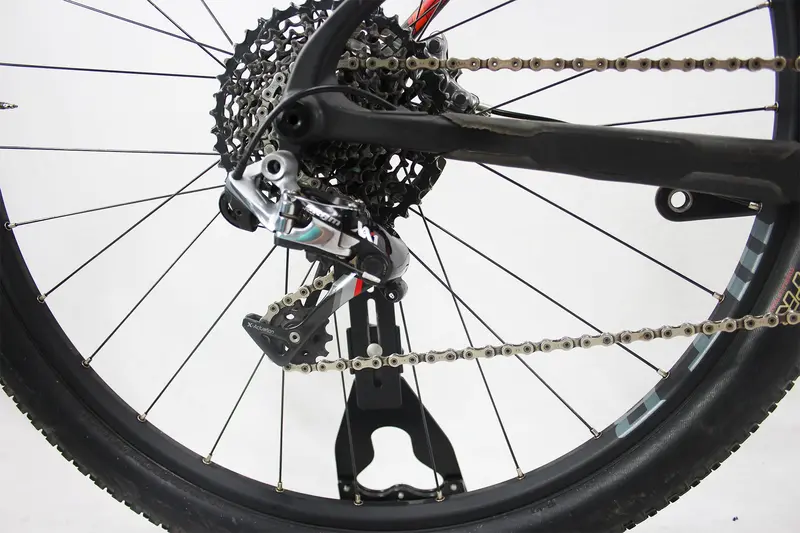 Santa Cruz Highball 29 Cc - Xx1 - Carbon-Red - Medium - Demo 1 2