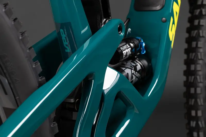 Santa Cruz Hightower Carbon 29 - R Kit - Gloss Green Day - 2025 5
