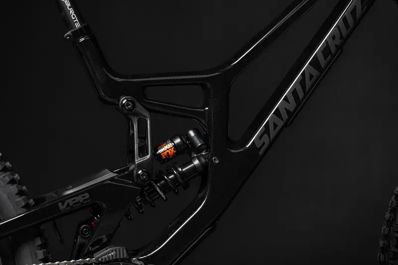 Santa Cruz V10 Cc 29 - Dh S Kit - Gloss Black Sparkle - 2025 2