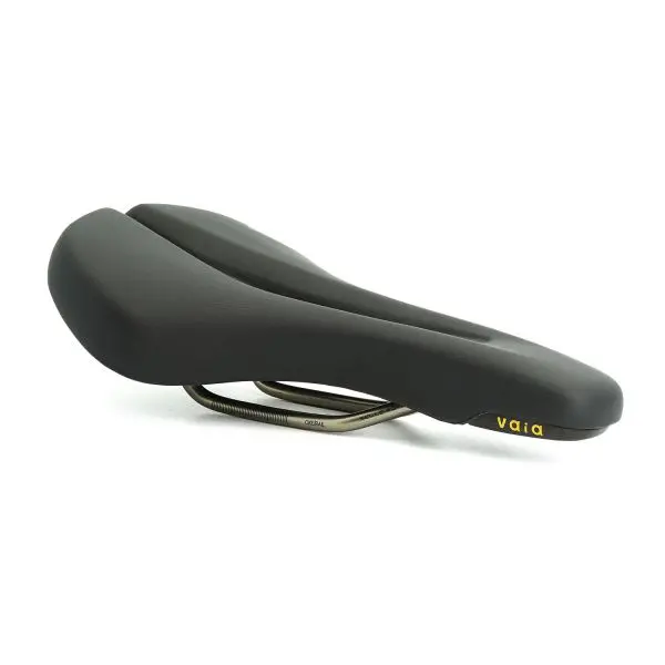 Selle Royal Vaia Athletic Saddle 1