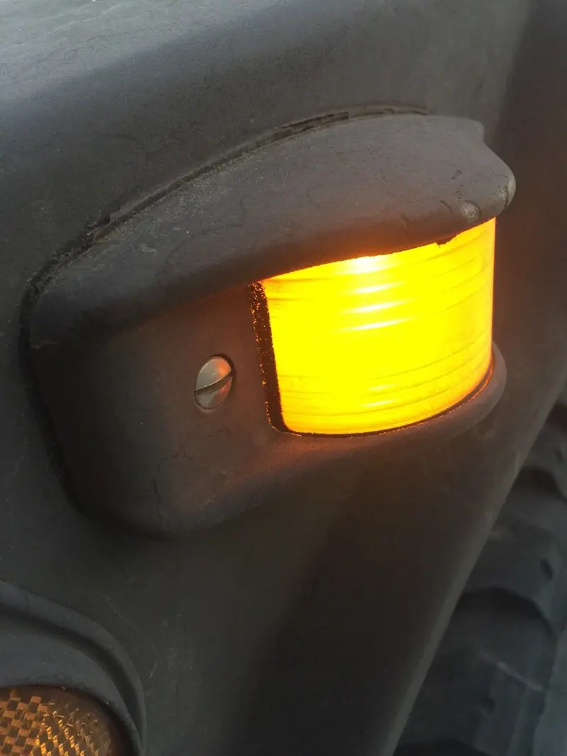 Side Marker Bulb Pair 6 Led Brightness) Fits Military Humvee M998 24V Led Bulbs 1