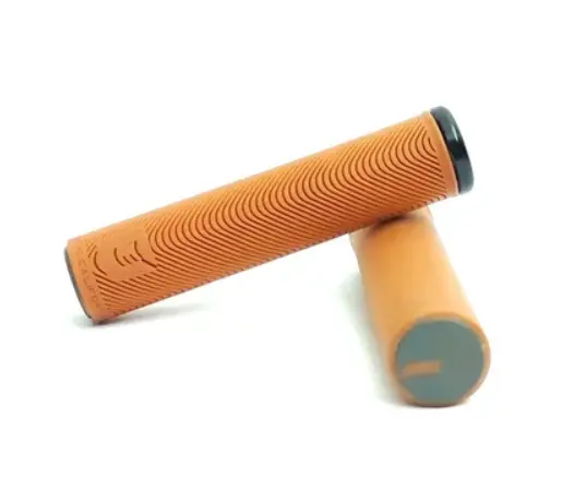 The Sensus Cloudwave Lock-On Mtb Grip - Emj Signature - Gum Rubber 1