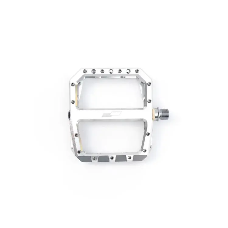 The Sensus Crue Flat Pedal - Cromo - Silver 1