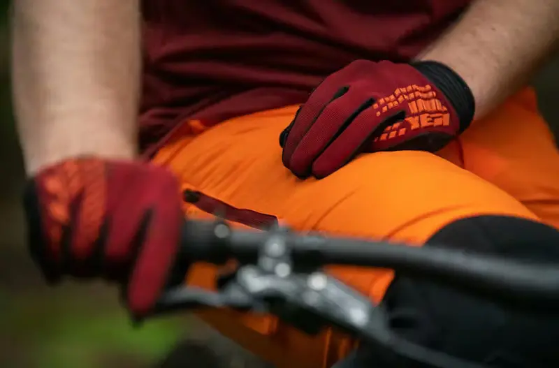 Yeti Maverick Mtb Glove - Syrah 3