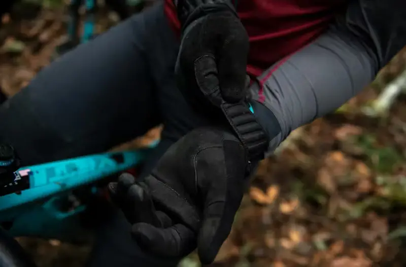 Yeti Polar Winter Glove - Turquoise 4