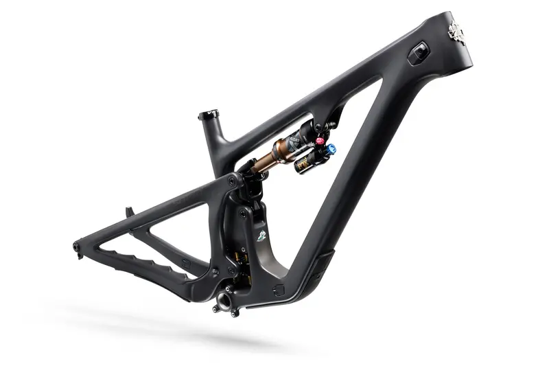 Yeti Sb140 C3 29 - Gx Axs - Fox Factory - Raw Carbon 2