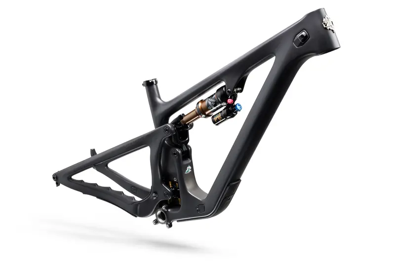 Yeti Sb140 T2 29 - Eagle X0/90 - Raw Carbon 2
